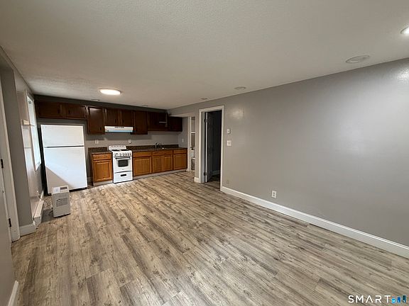 3rd image of 54 Monroe St #D-1