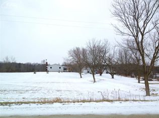 7439 Wilson Rd, Montrose, MI 48457