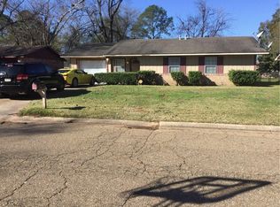 214 Paula Ln, Natchitoches, LA 71457