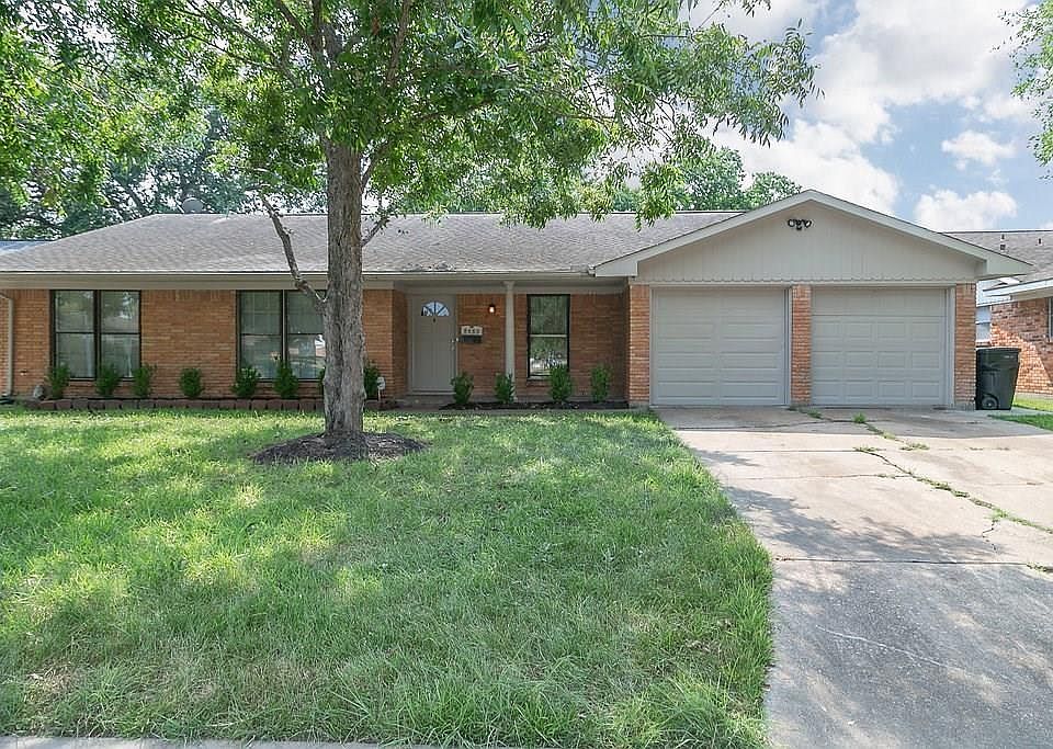 1st image of 8666 Glen Valley Dr