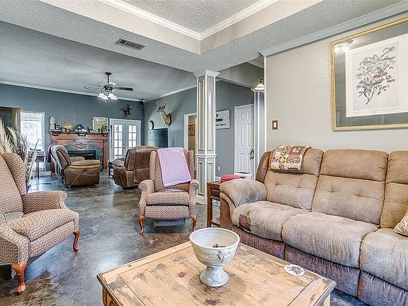 4th image of 3612 Country Vista Dr
