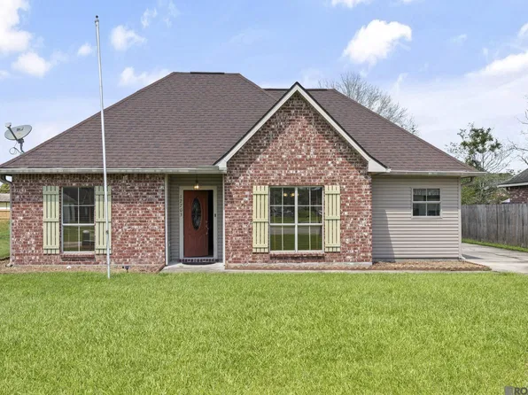 12703 Landon Dr, Walker, LA 70785