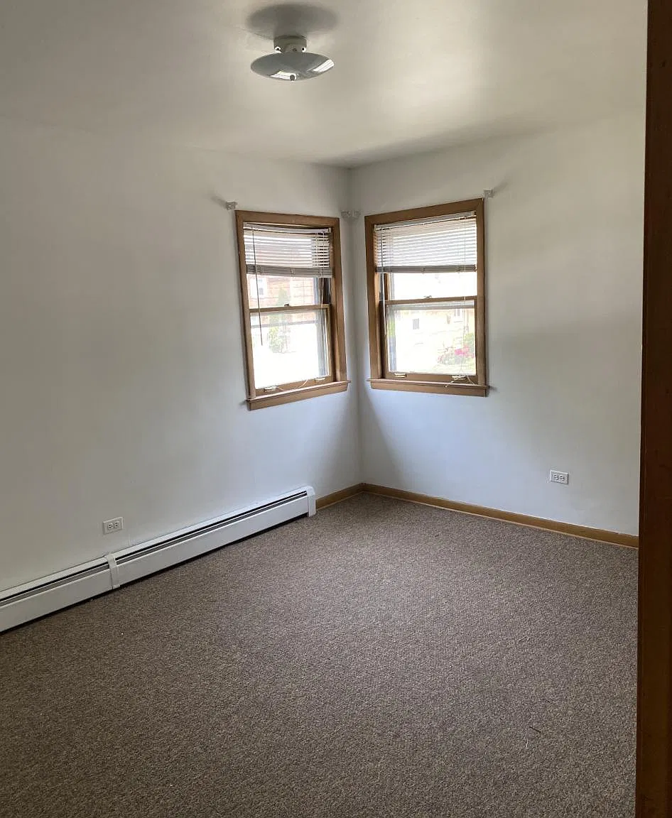 9121 W Grand Ave — Photo 1