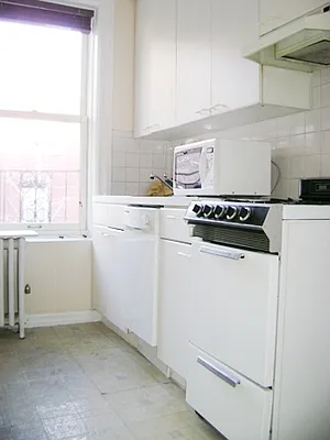 Rented by City Connections Realty | media 48