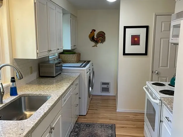 1215 Alfaretta Dr — Photo 6