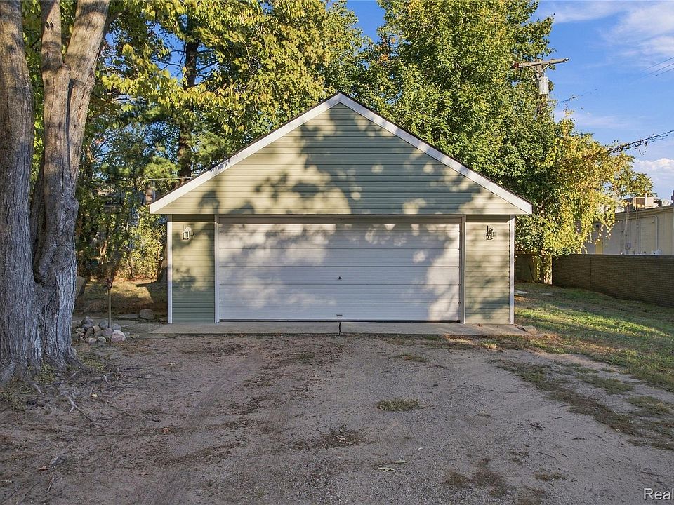 29093 List St, photo 24