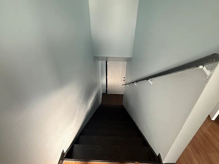 4565 Lexington Ave — Photo 5
