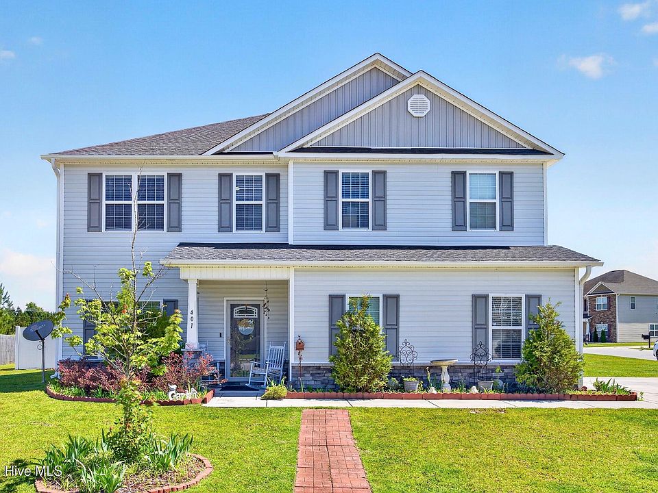 1st image of 401 Worsley Way