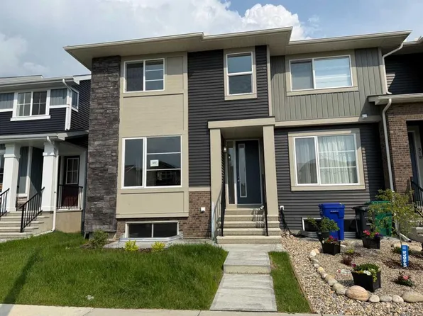 322 W Sundown Rd, Cochrane, AB T4C 2T2