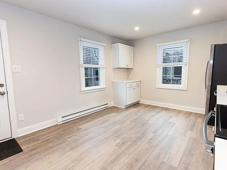 203 Gravel Pike #G — Photo 5