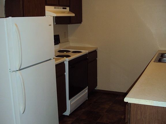 2nd image of 1300 W Jeth Ct APT D