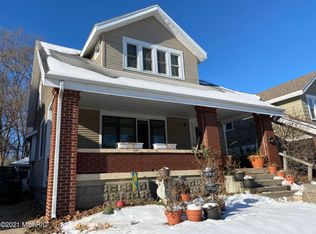 1033 Widdicomb Ave NW, Grand Rapids, MI 49504