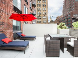101 W 15th St APT 211, New York, NY 10011