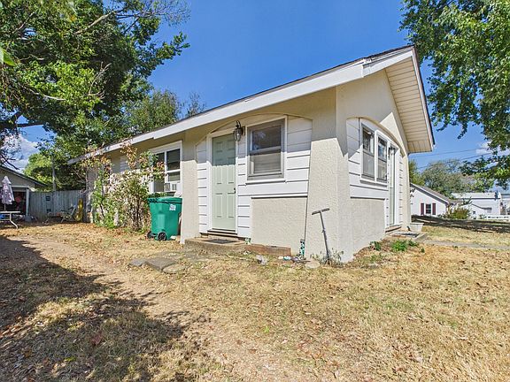 2nd image of 824 W Main Street