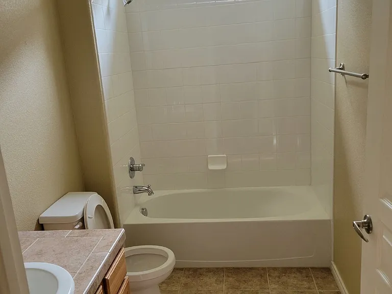 11962 W Long Cir #101 — Photo 11