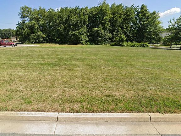 2nd image of Days Cove Rd