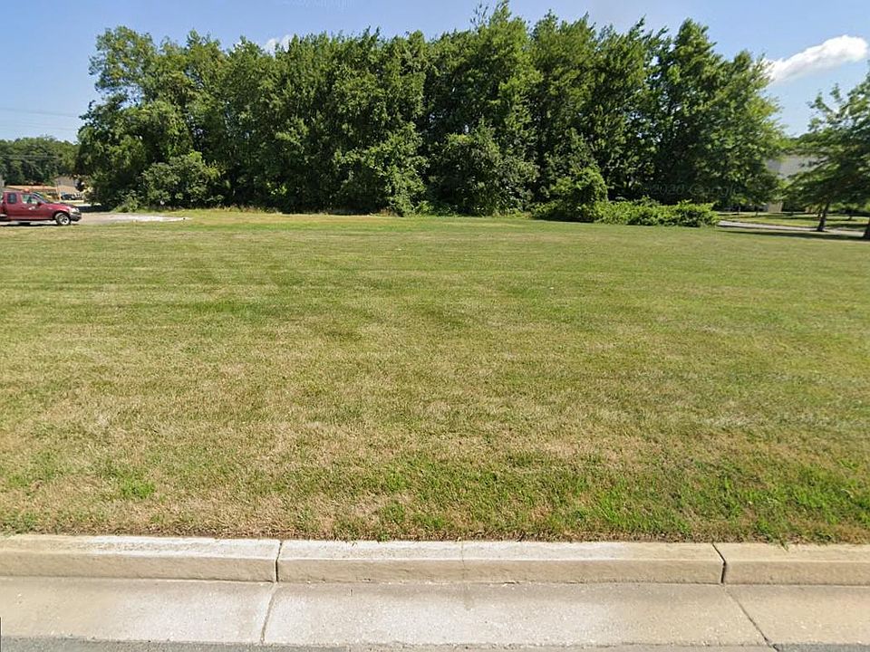 2nd image of Days Cove Rd