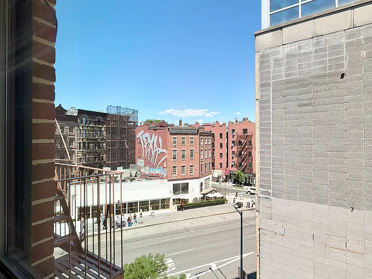 57 Christopher St #5B — Photo 29