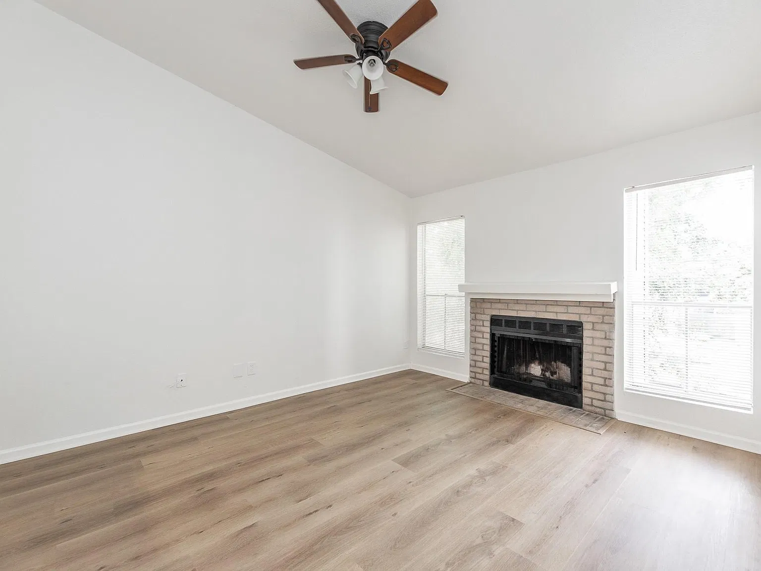 1 bed, 1.0 bath, 502 sqft, $1,000 — Photo 4