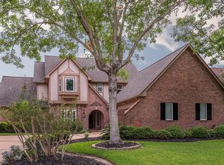 1010 Mockingbird Way, Sugar Land, TX 77478