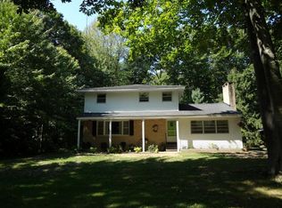 7253 S Walker Rd, Spring Lake, MI 49456