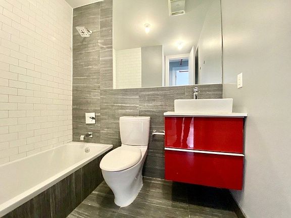 2nd image of 368 Throop Ave #2F
