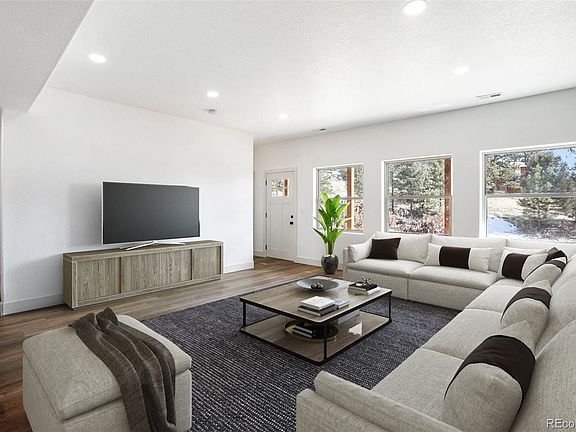 4th image of 68 W Nevada Cir