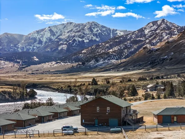 550 Old Yellowstone Trl S #13, Gardiner, MT 59030