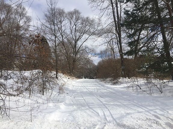 3rd image of 8350 Young Ave NE