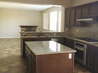 25150 Lemongrass St, Corona, CA 92883