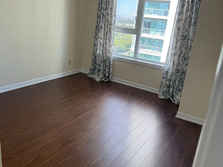 25 Town Centre Ct #3210 — Photo 9