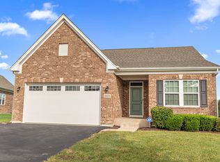 2019 Royalglen Dr, New Lenox, IL 60451