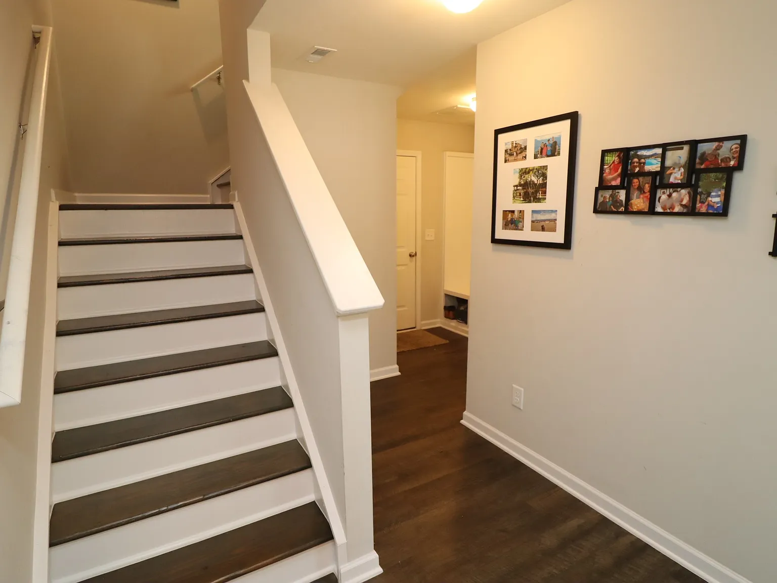 Gorgeous Apex Townhome Available — Photo 4