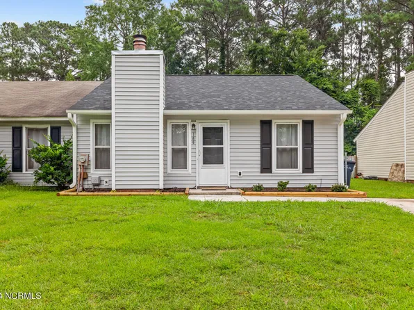 188 Corey Circle, Jacksonville, NC 28546
