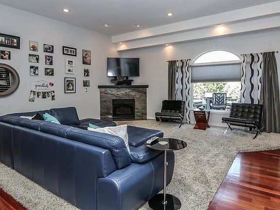 5th image of 6127 Lovelace Dr