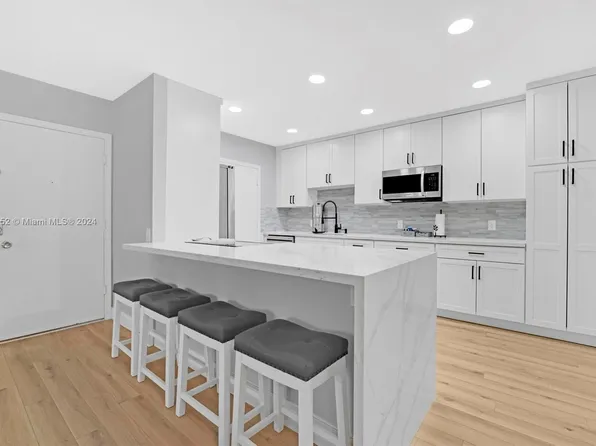 5840 NE 22nd Way APT 709, Fort Lauderdale, FL 33308