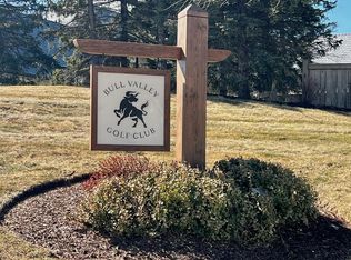 1551 Bobolink Cir, Woodstock, IL 60098