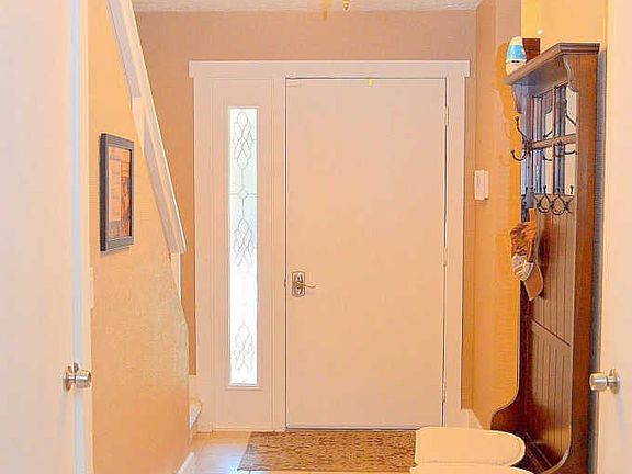 4th image of 1013 Crestwoods Dr
