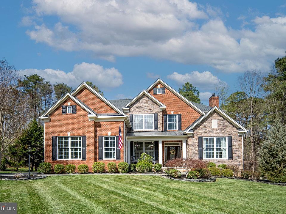 1st image of 11613 Pine Hollow Ln