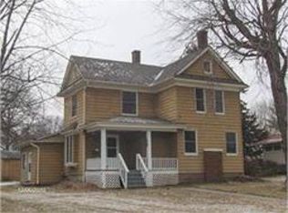 817 Elm St, Grinnell, IA 50112