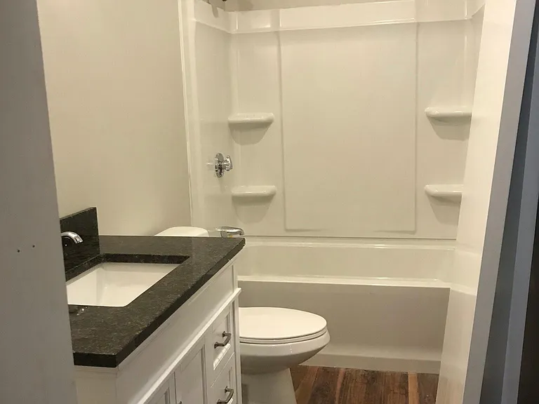 2 Whipple Ave #2R — Photo 2