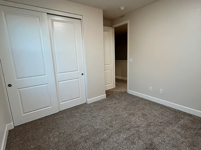 Seaglass Dr — Photo 15