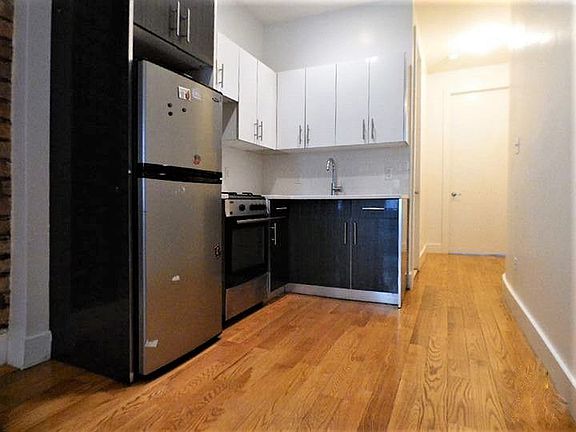2nd image of 35 Montrose Ave APT 1