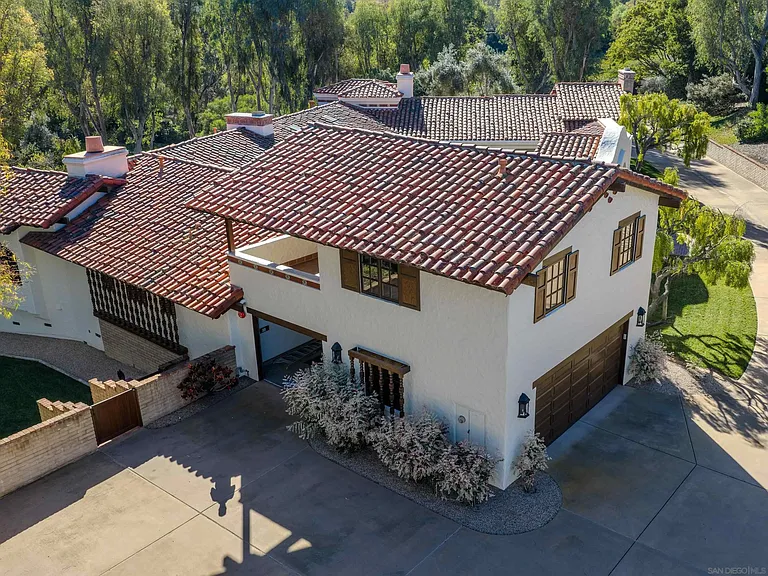 5443 Calzada Del Bosque — Photo 8