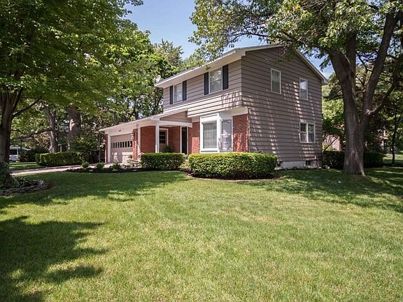 4th image of 2495 Saratoga Dr NE