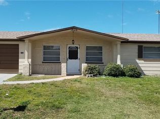1435 Viking Dr, Holiday, FL 34691