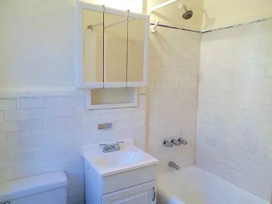 Rented by Sovereign Associates | media 15