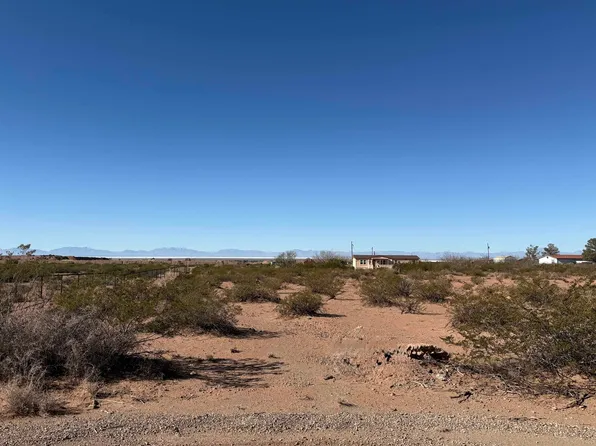 (undisclosed Address), La Luz, NM 88337