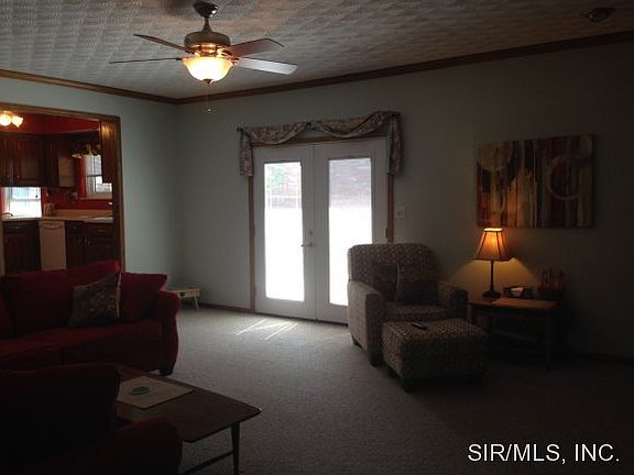 4th image of 3309 Bluebird Ln
