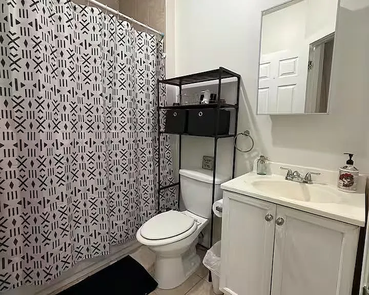 1138 Summit Ave #1 — Photo 7